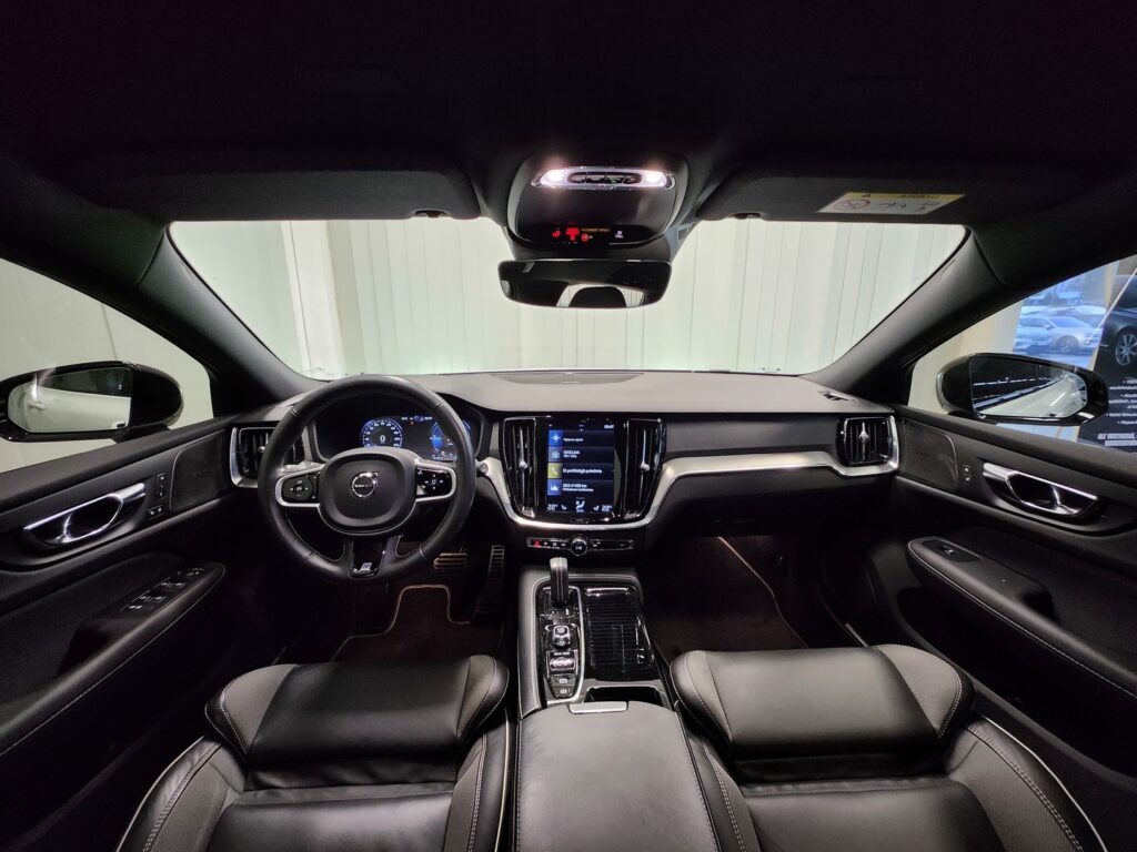 Volvo V60, image 10