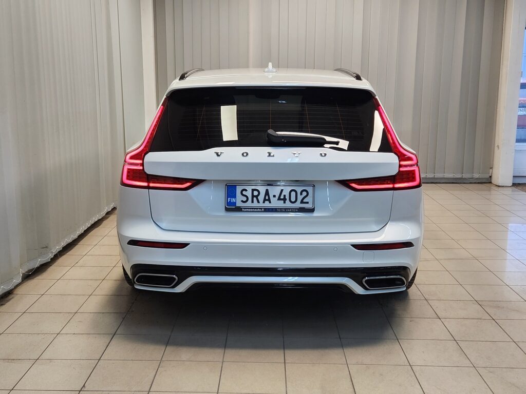 Volvo V60, image 4