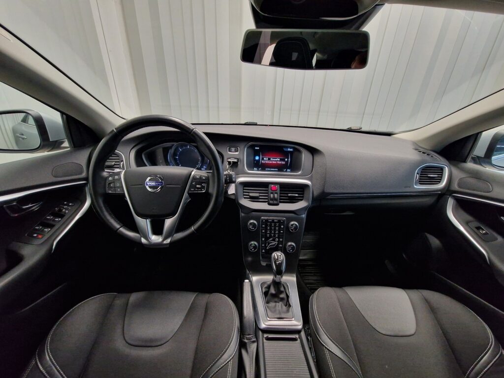 Volvo V40, image 7