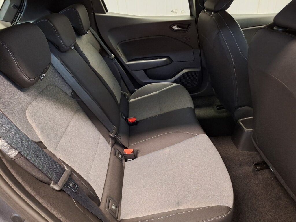 Renault Clio, image 13