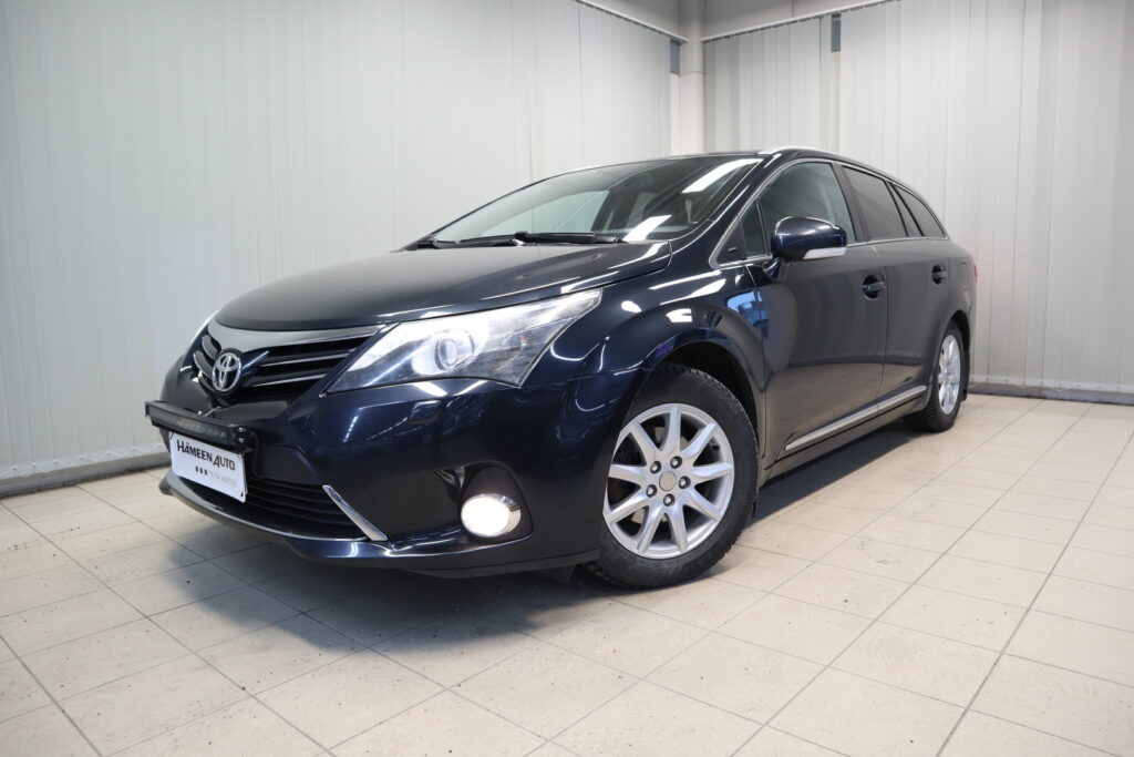Toyota Avensis, image 2