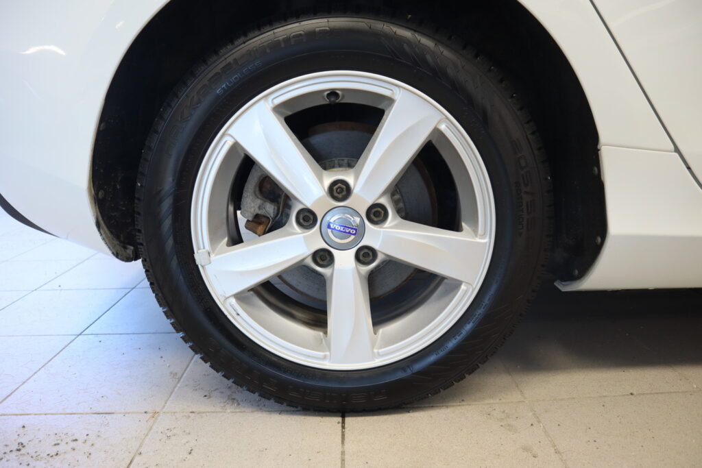Volvo V40, image 19
