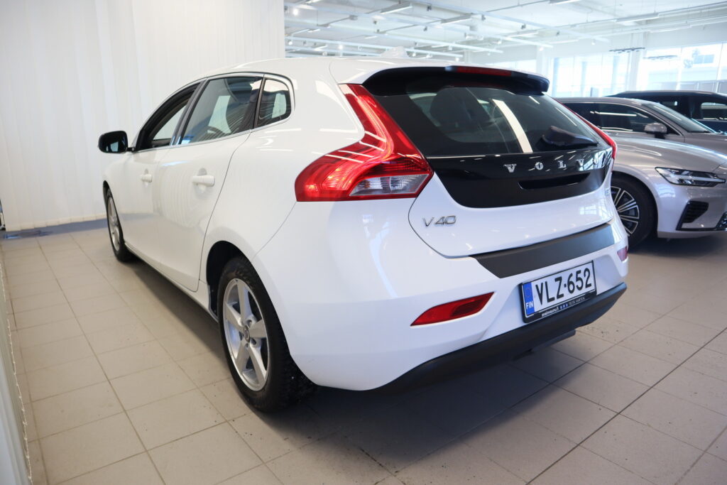 Volvo V40, image 6