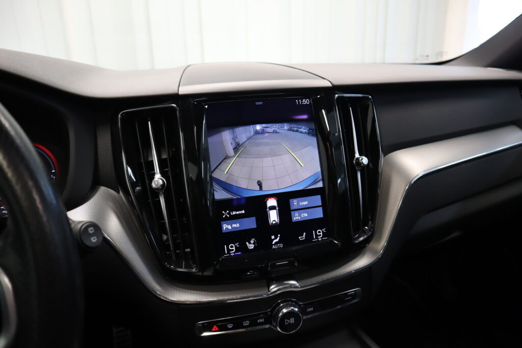 Volvo XC60, image 11