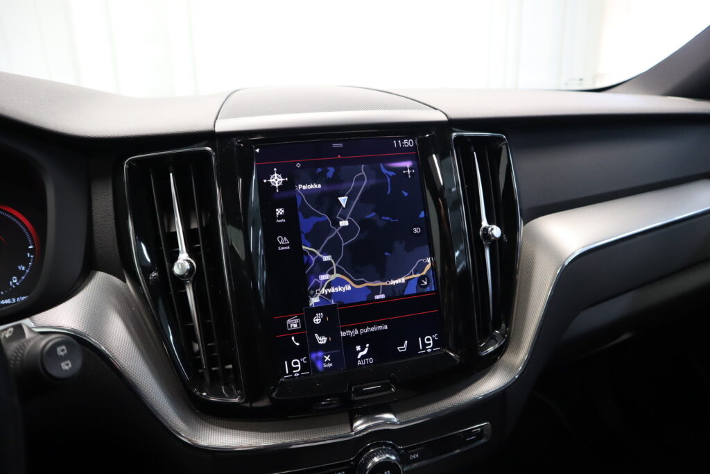 Volvo XC60, image 12