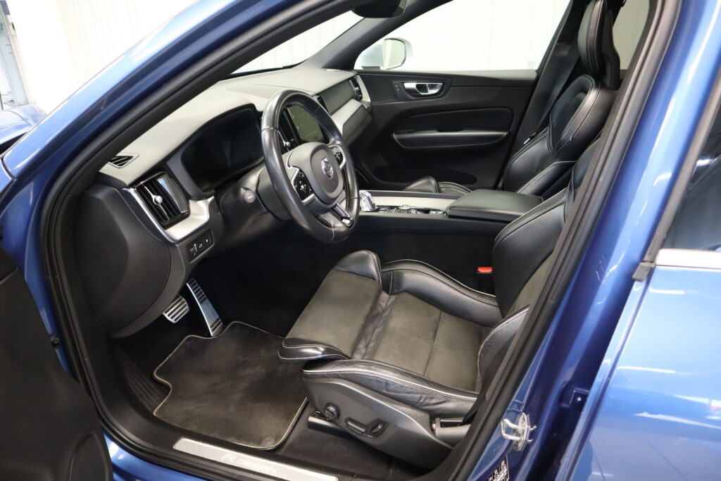 Volvo XC60, image 4