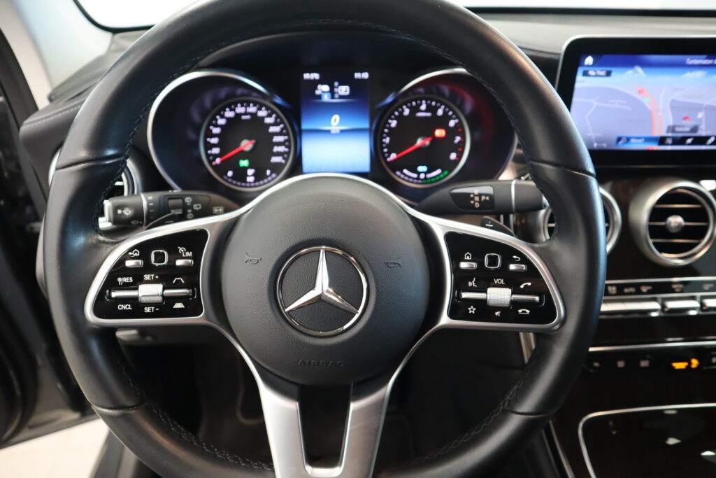Mercedes-Benz GLC, image 12