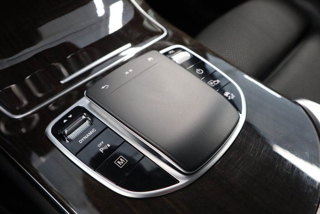 Mercedes-Benz GLC, image 16