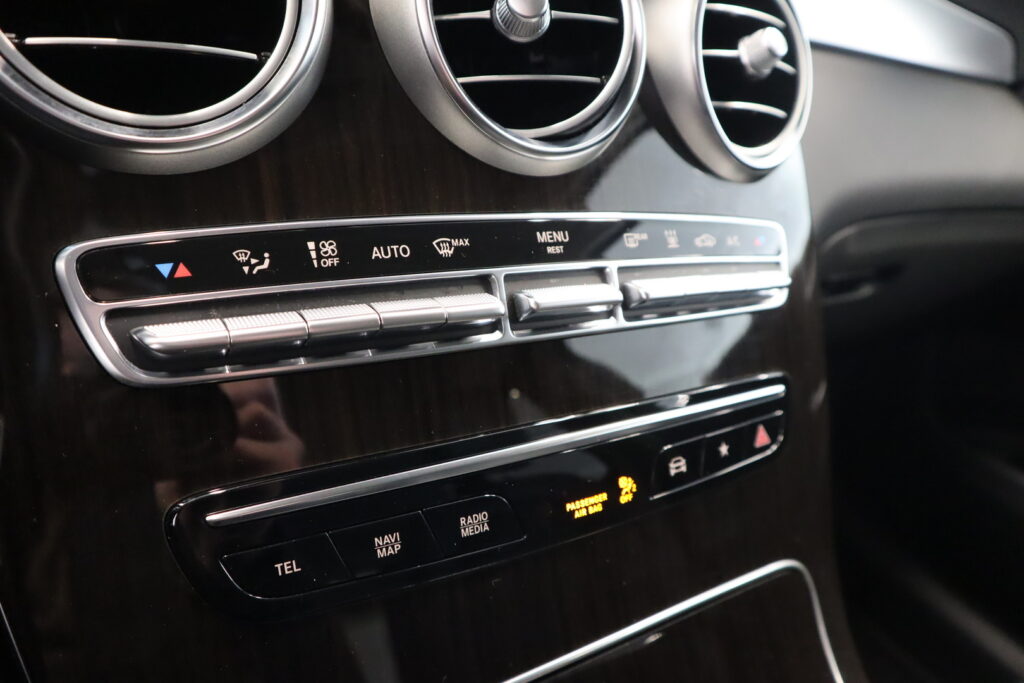 Mercedes-Benz GLC, image 18