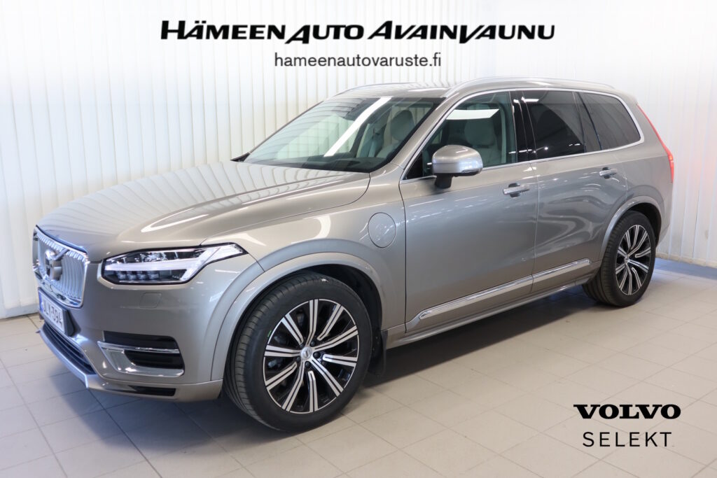 Volvo XC90, image 1