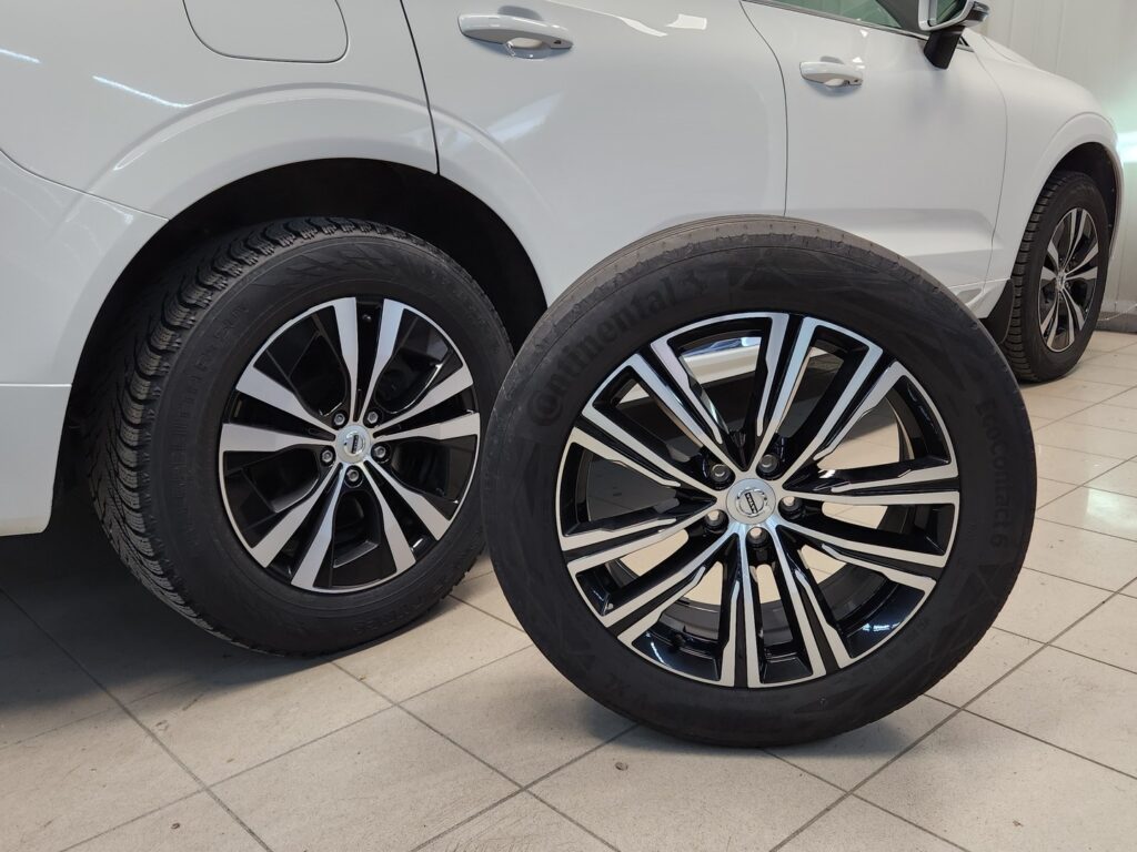 Volvo XC60, image 16