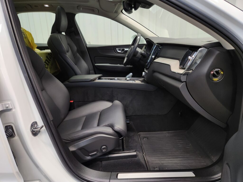 Volvo XC60, image 7