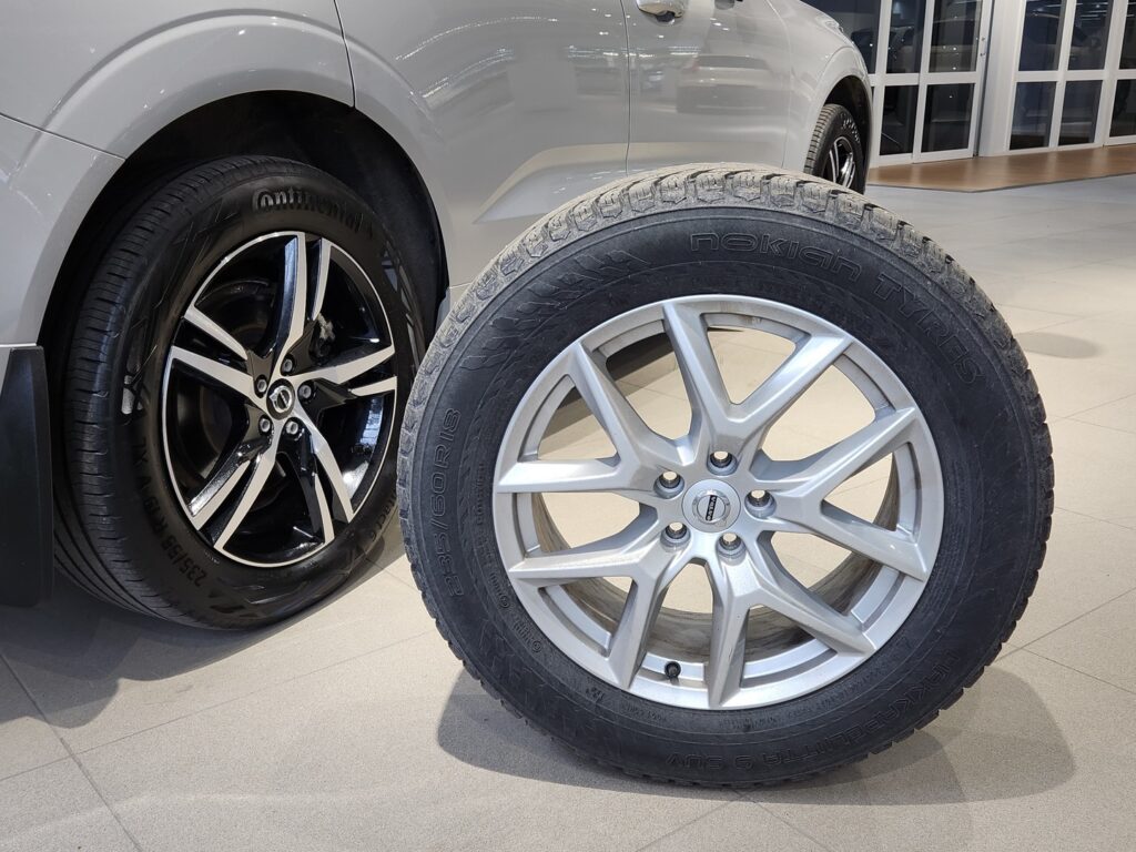 Volvo XC60, image 15