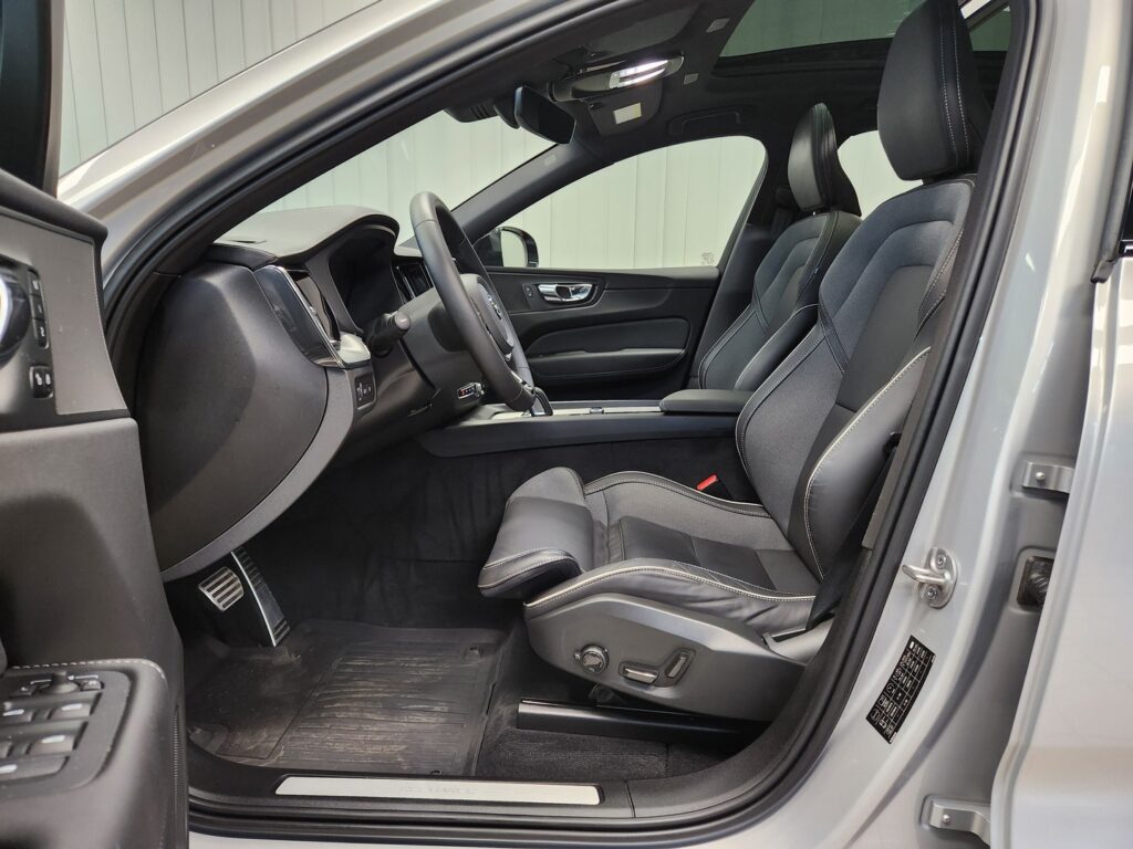 Volvo XC60, image 6