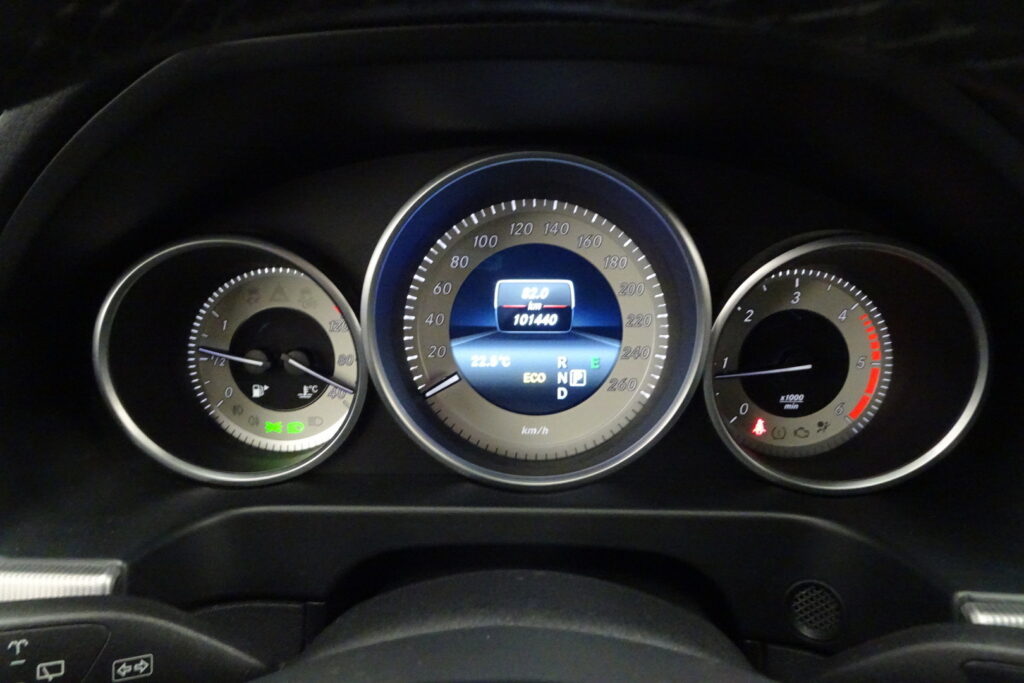 Mercedes-Benz E, image 6