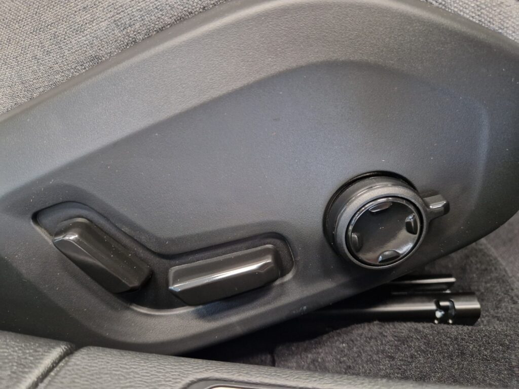 Volvo V60, image 19