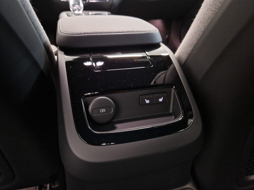 Volvo V60, image 20