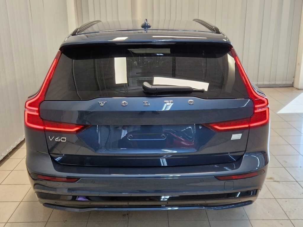 Volvo V60, image 4