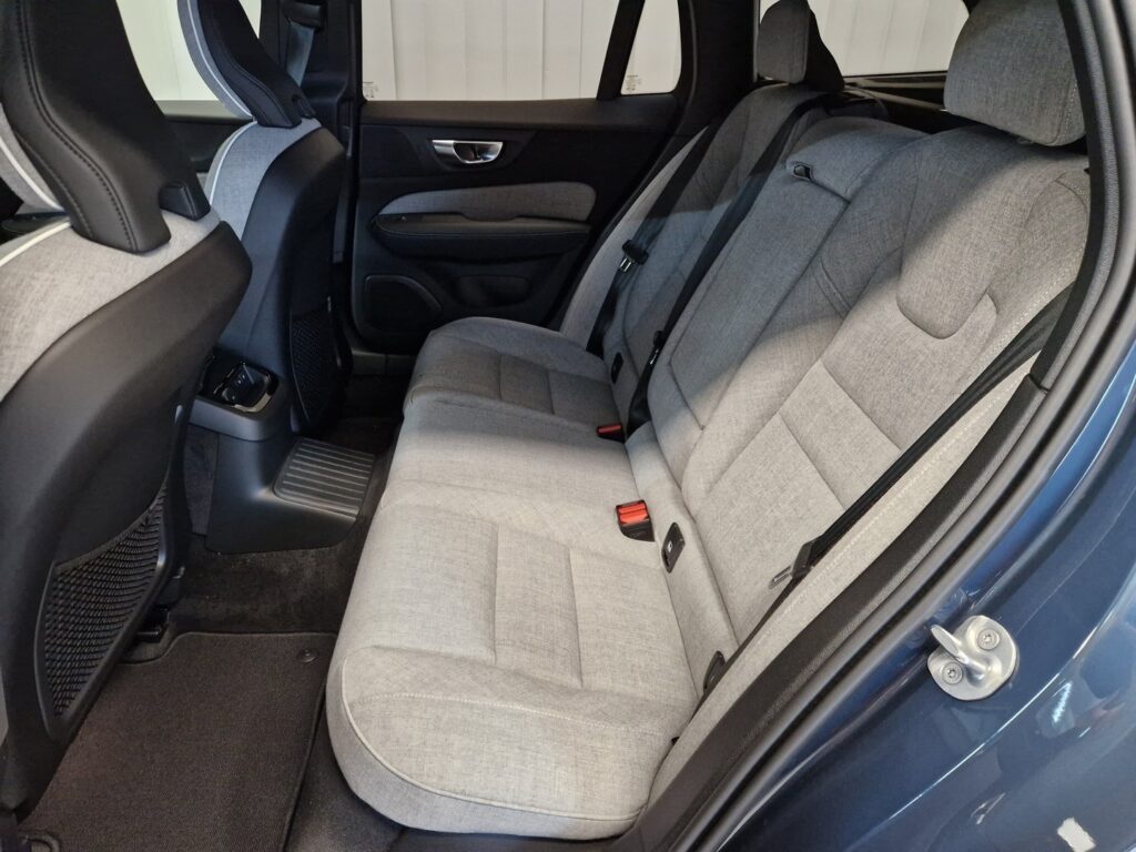 Volvo V60, image 9
