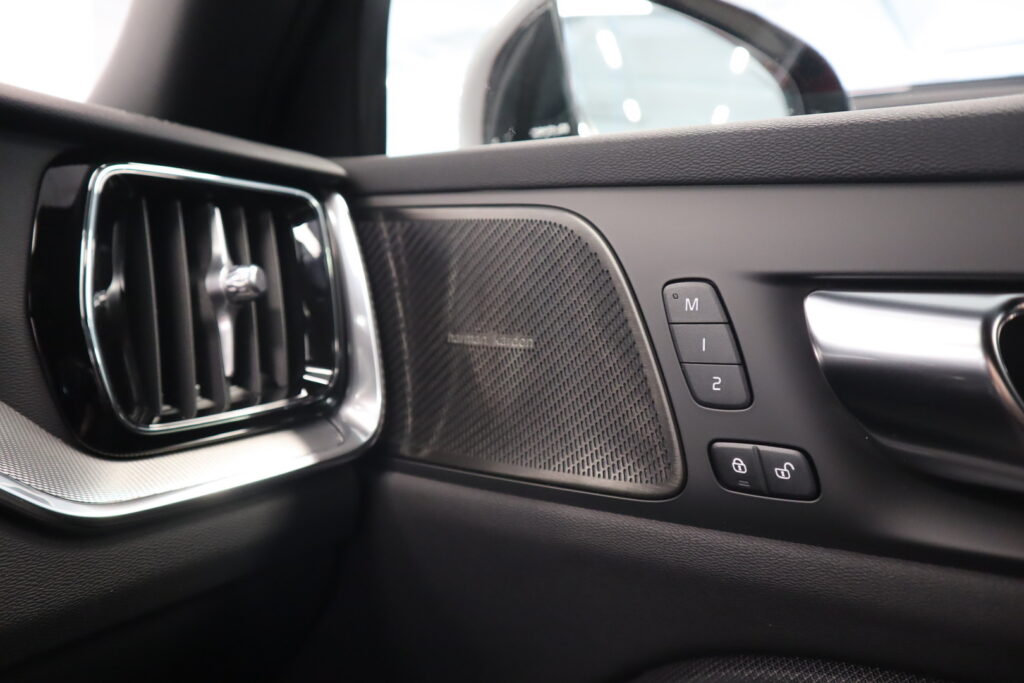 Volvo V60, image 11