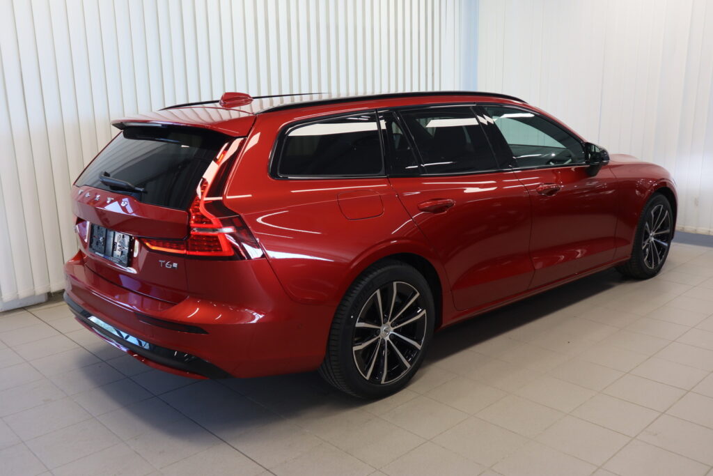Volvo V60, image 3