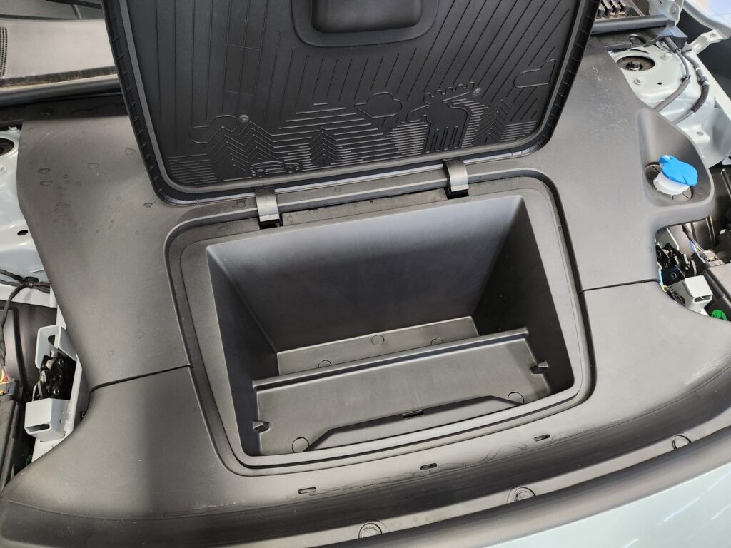 Volvo EX30, image 15