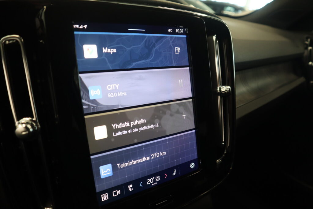 Volvo EX40, image 14