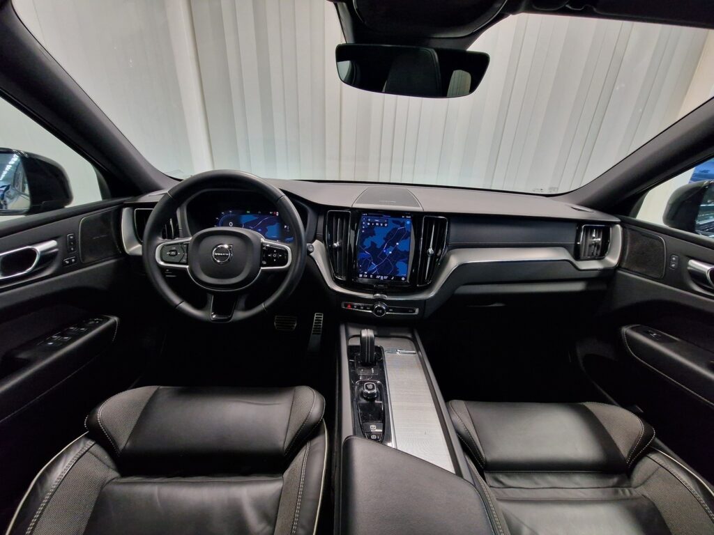 Volvo XC60, image 6