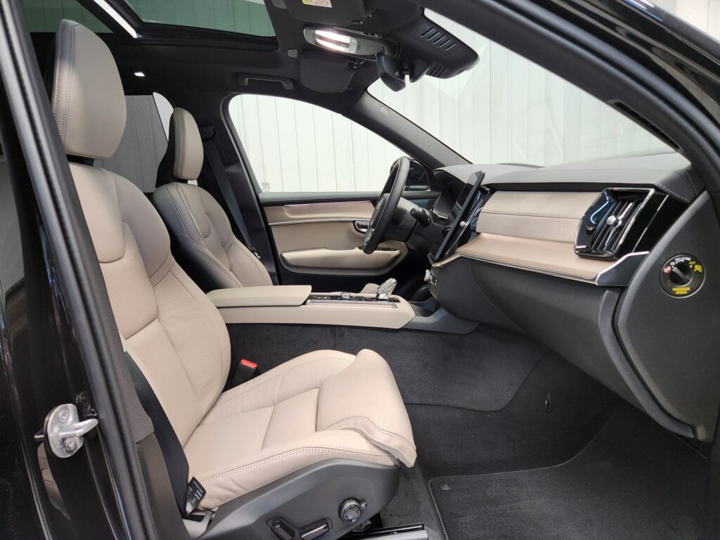 Volvo XC90, image 12