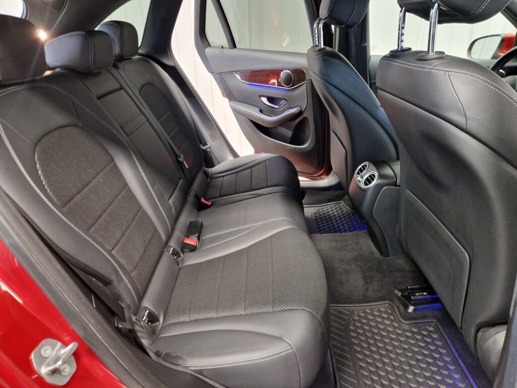 Mercedes-Benz GLC, image 12
