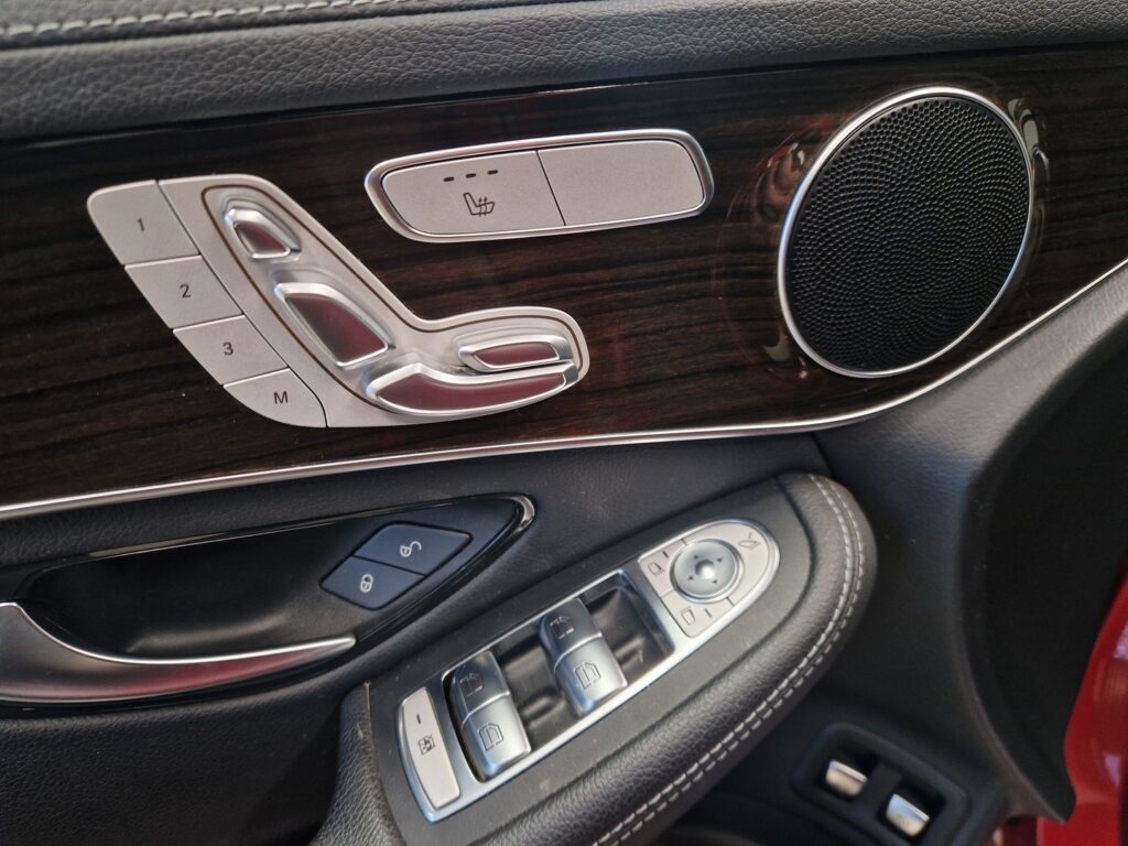 Mercedes-Benz GLC, image 23