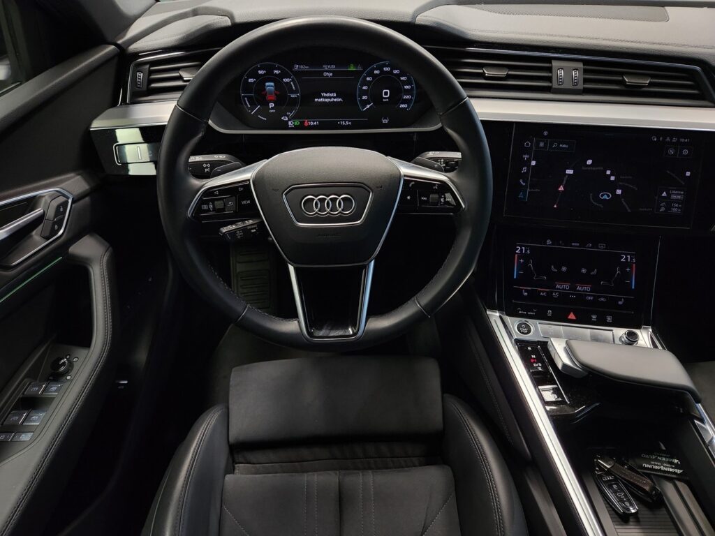 Audi e-tron, image 12