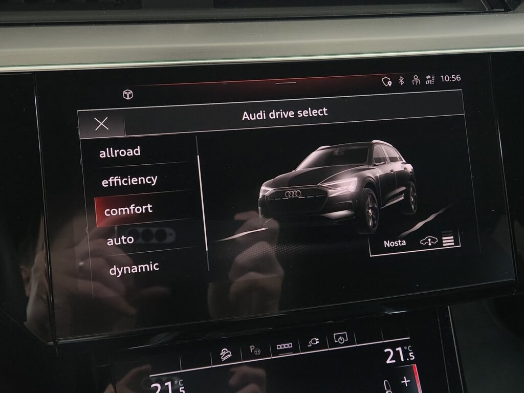 Audi e-tron, image 15