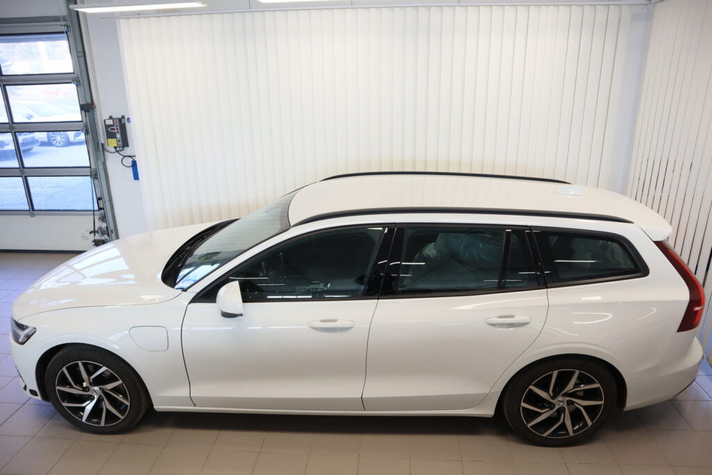 Volvo V60, image 2