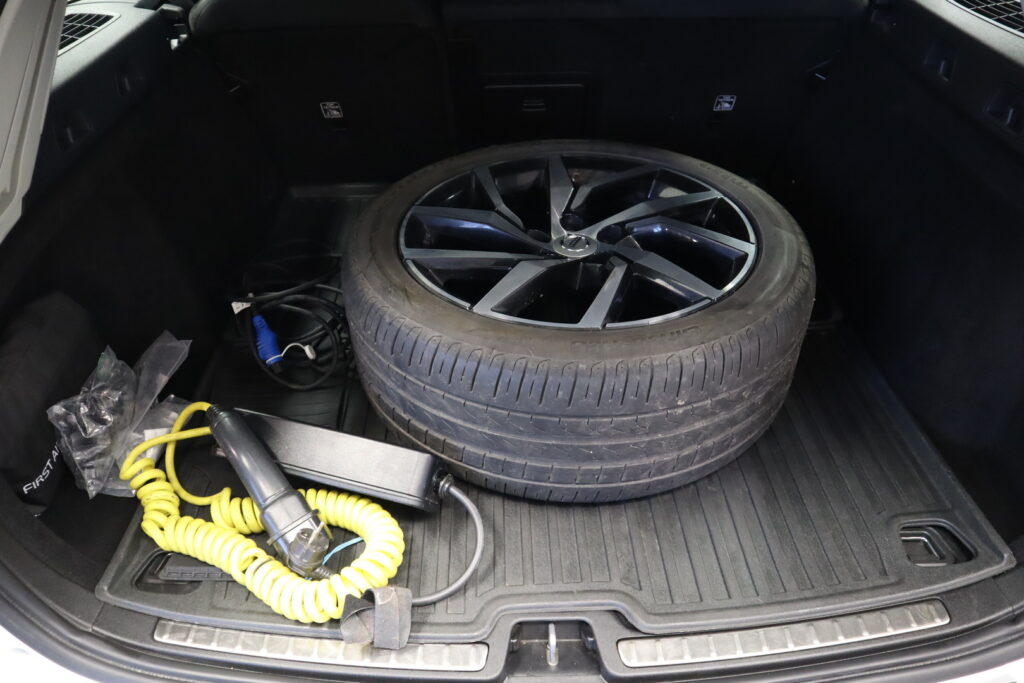Volvo V60, image 22