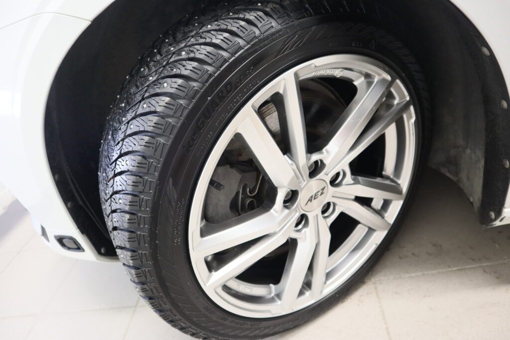Volvo V60, image 26