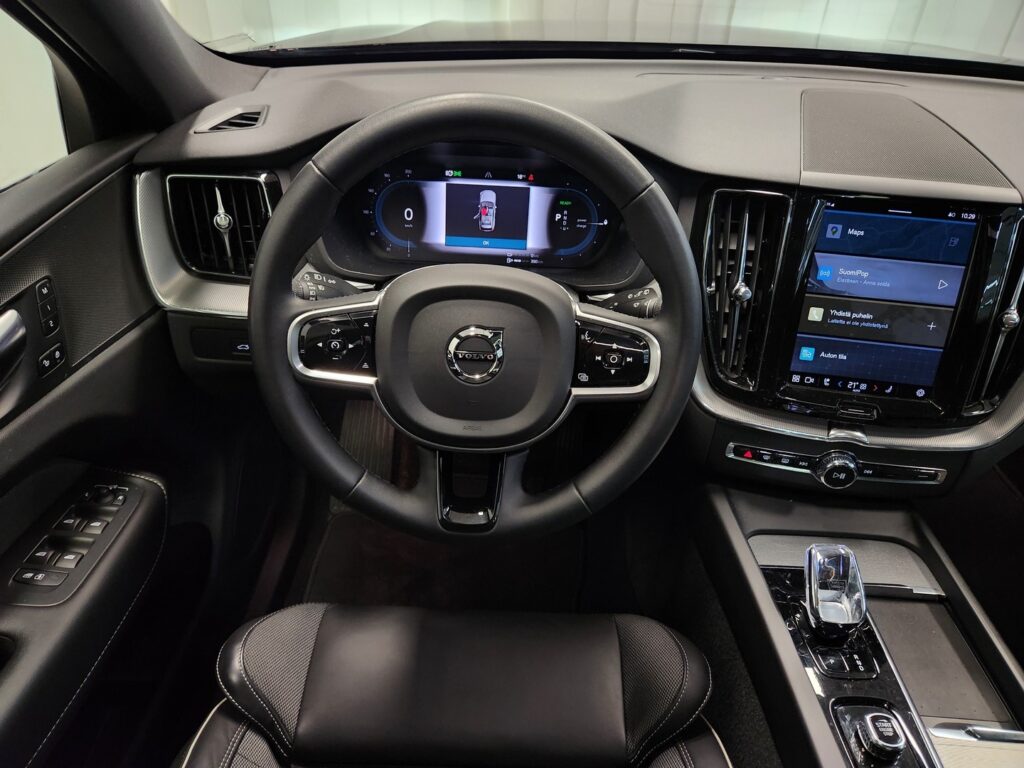 Volvo XC60, image 11