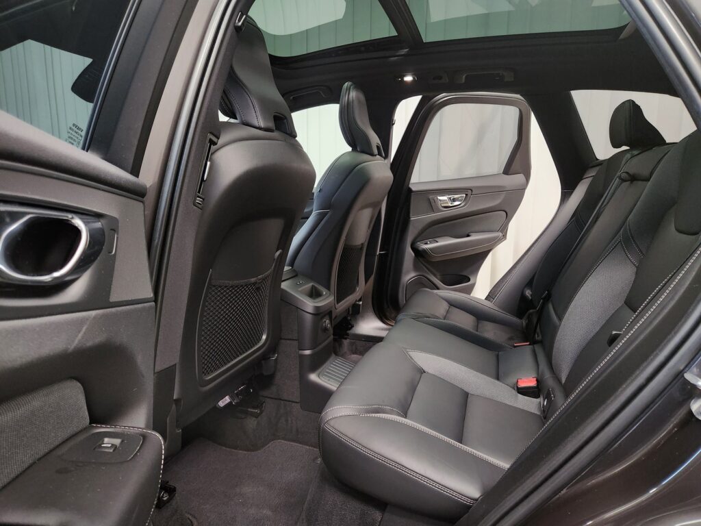 Volvo XC60, image 7
