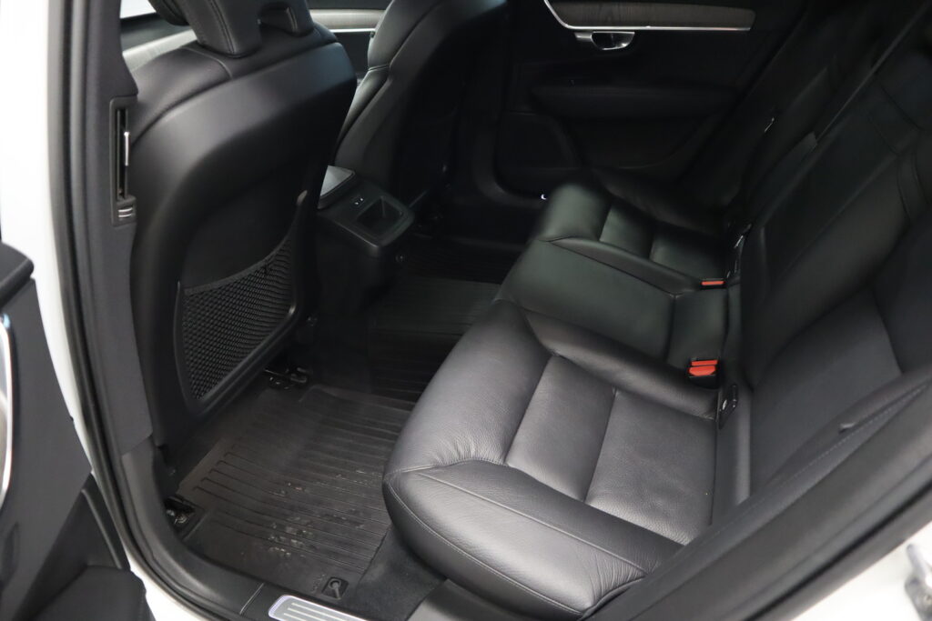 Volvo V90, image 9