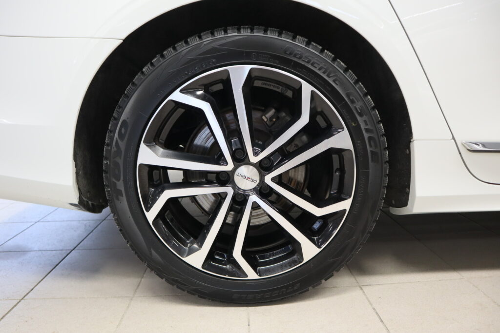 Volvo V90, image 27