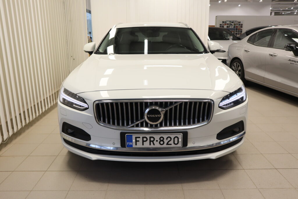 Volvo V90, image 2