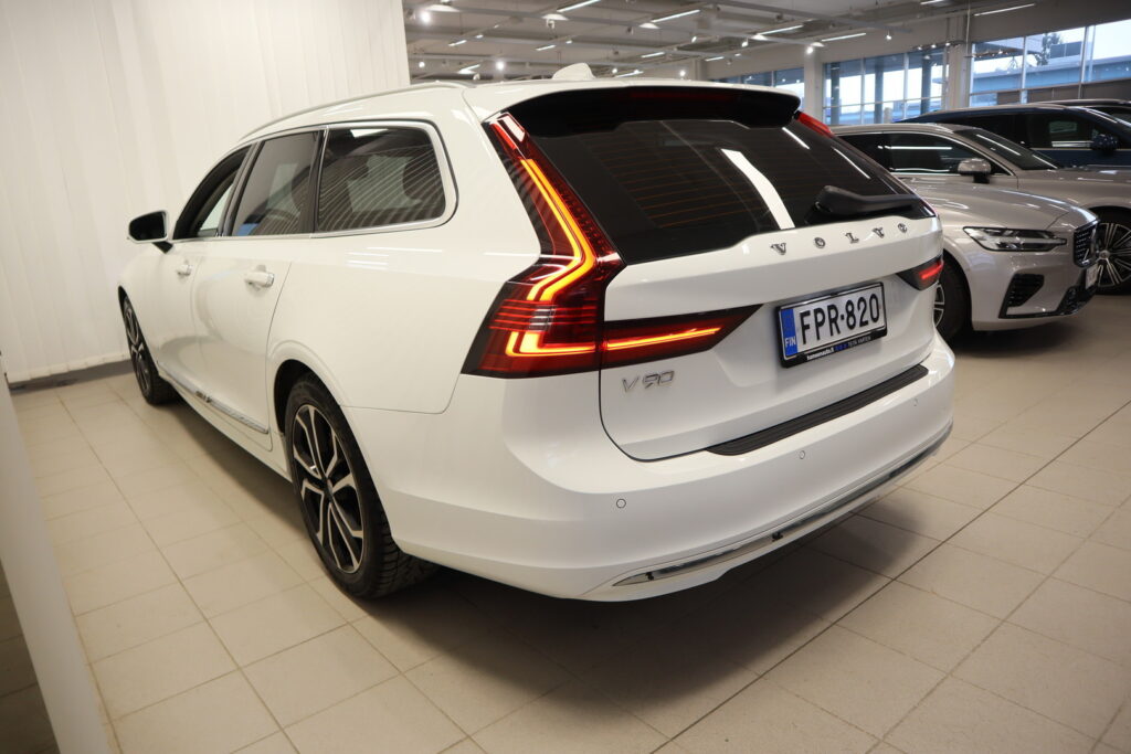 Volvo V90, image 6
