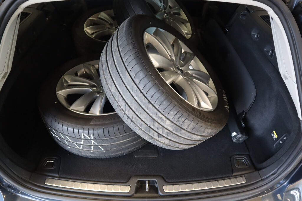 Volvo V60, image 16