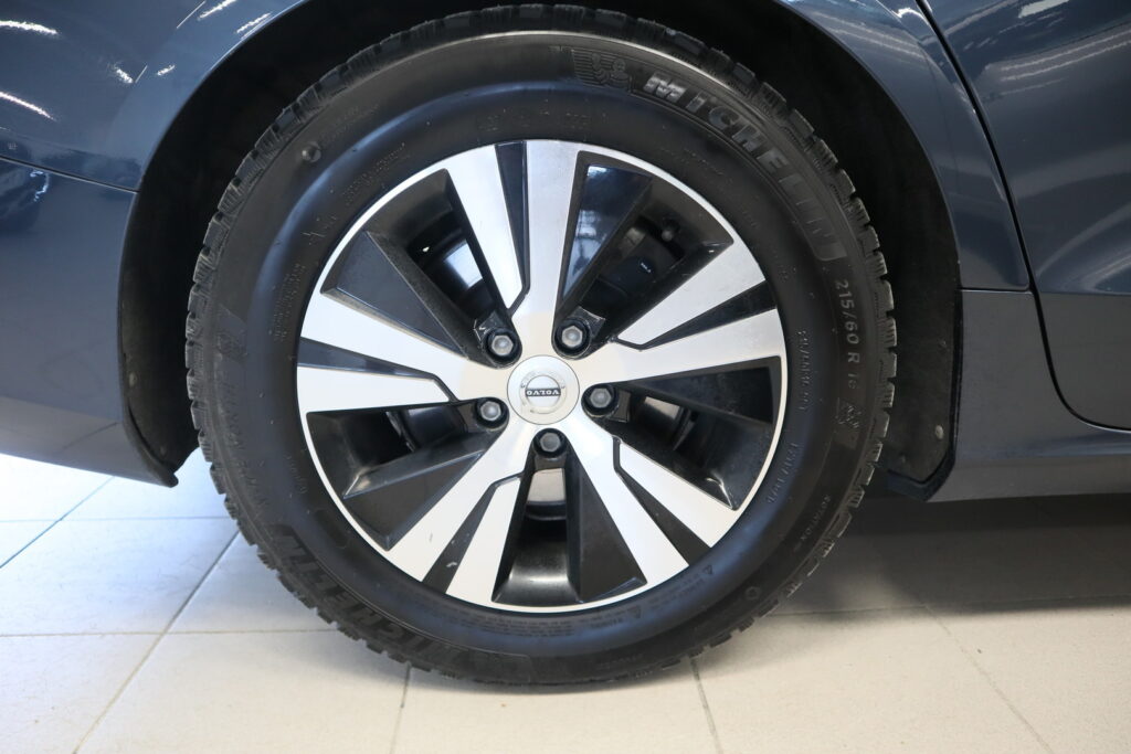 Volvo V60, image 18
