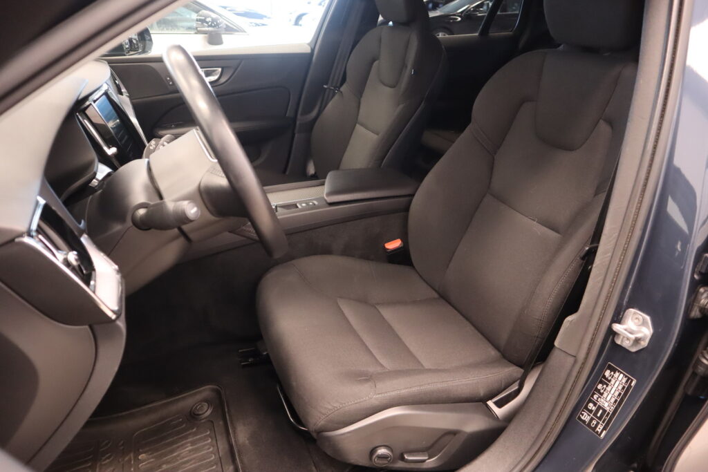 Volvo V60, image 8