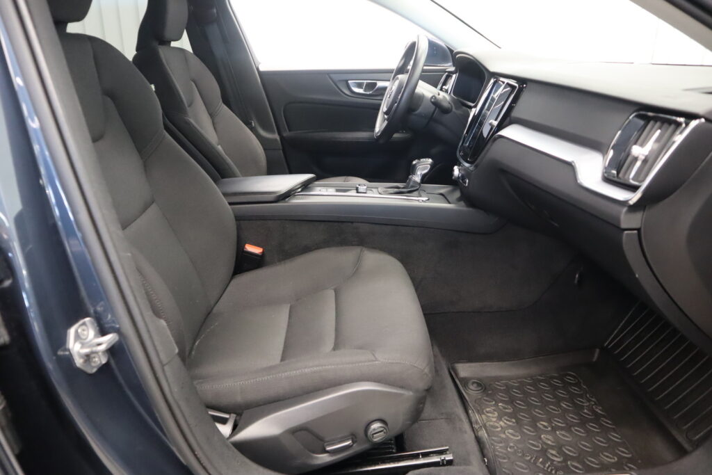 Volvo V60, image 9