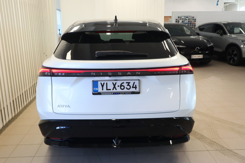 Nissan Ariya, image 4