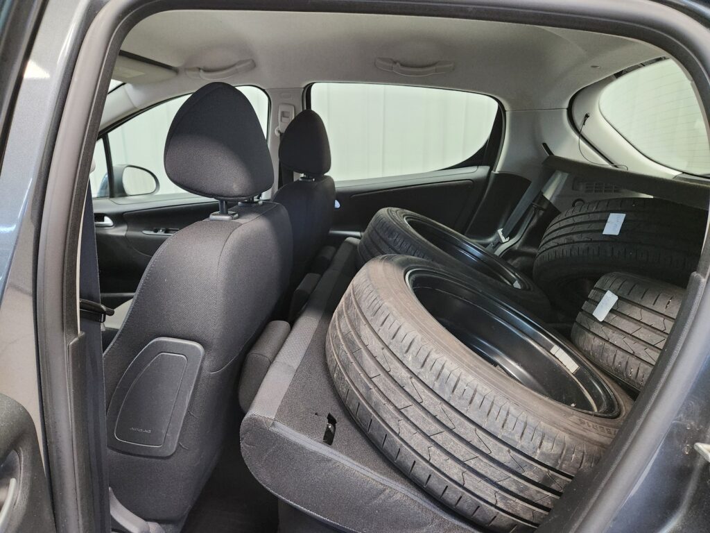 Peugeot 207, image 6