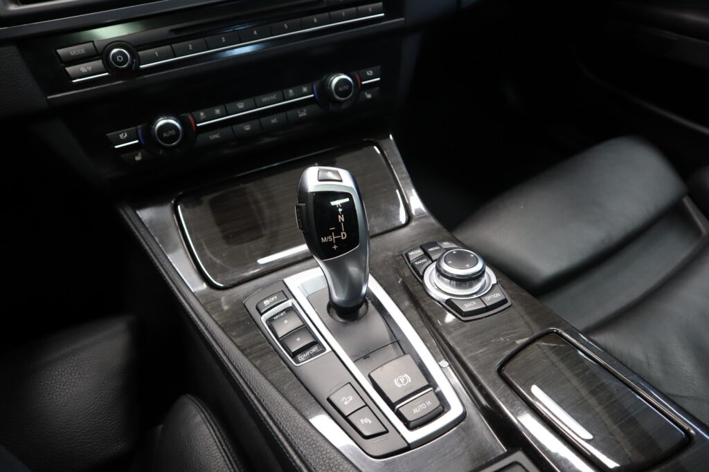 BMW 525, image 10
