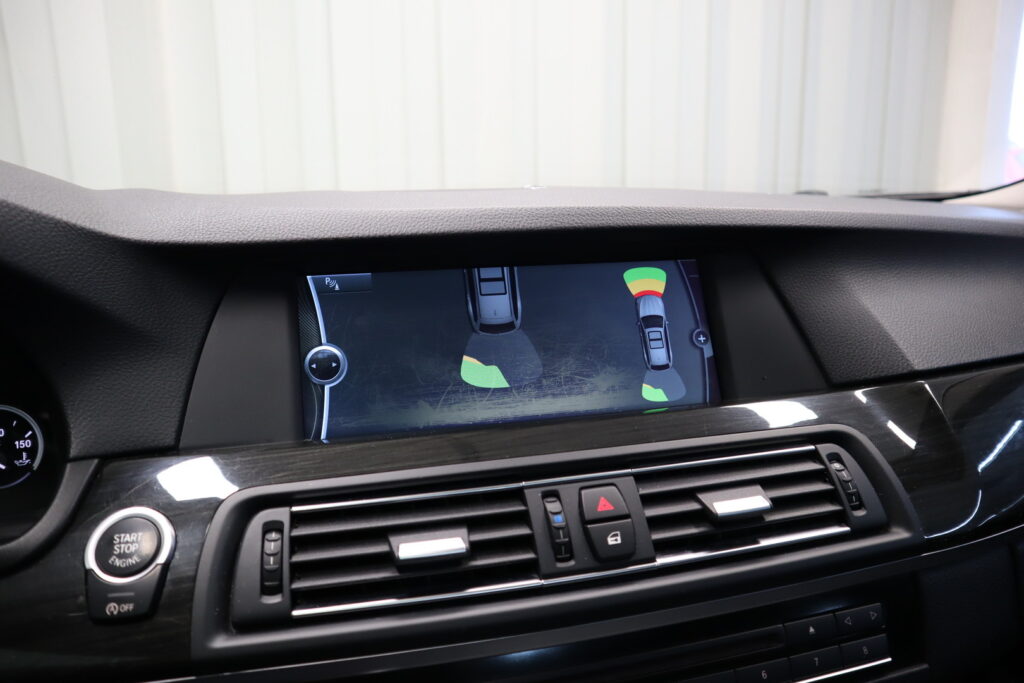 BMW 525, image 11